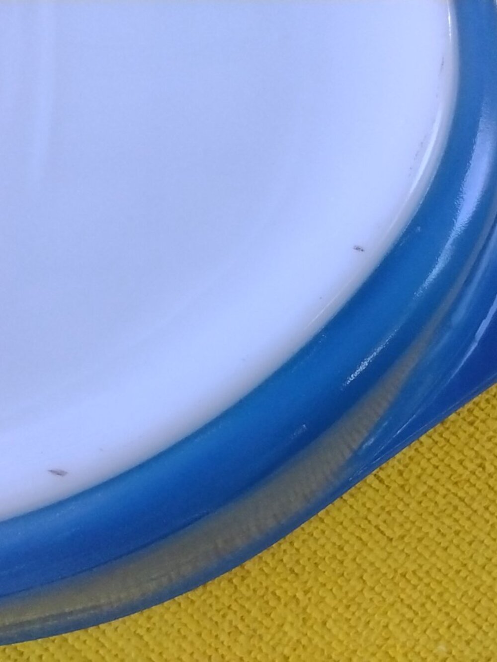 1961 Pyrex Royal Blue 1.5 Qt Divided Promo Casserole Dish w/ Medallion Lid - Picture 13 of 16